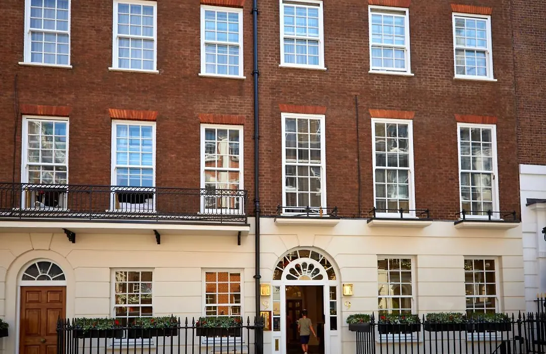 9 Hertford Street - 4 Stars Visitengland-1