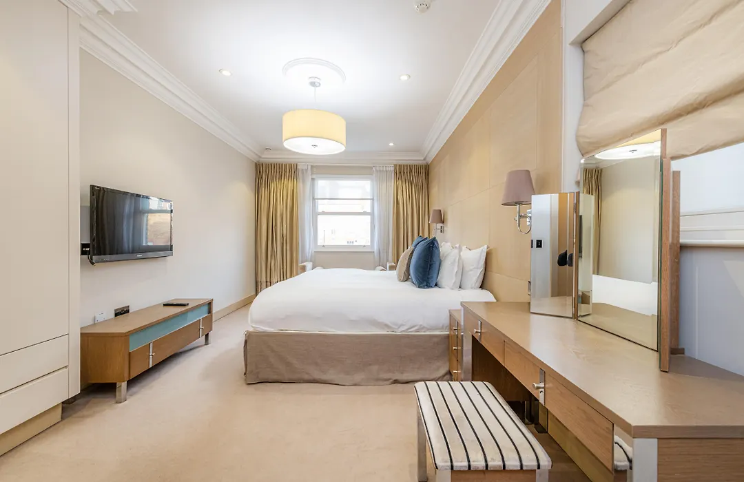 Claverley Court Apartments Knightsbridge-1
