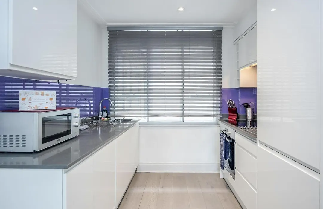 Roomspace Serviced Apartments - River House-1