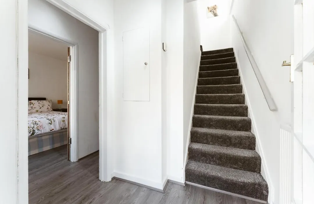 Stepney Green Beds To Stay 24-1