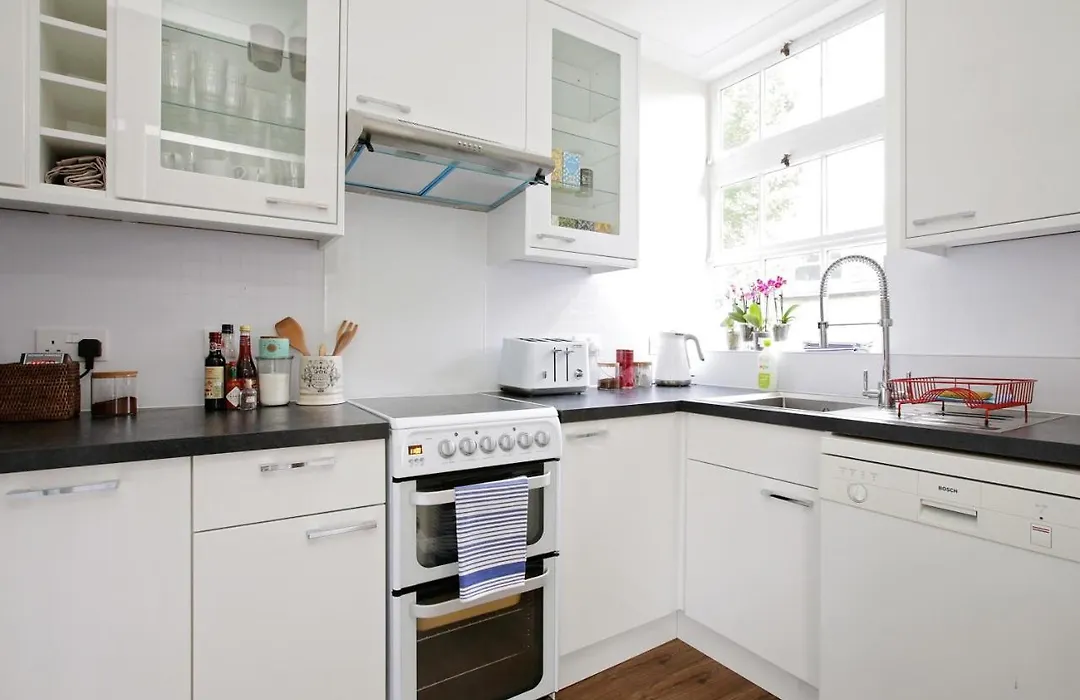 Hyde Park Mews London W2 - Zone 1-1