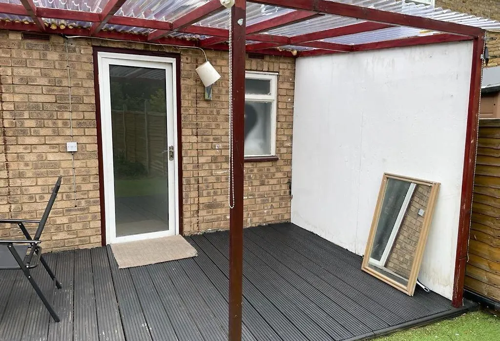 3Bed House Free Parking Canary Wharf-1