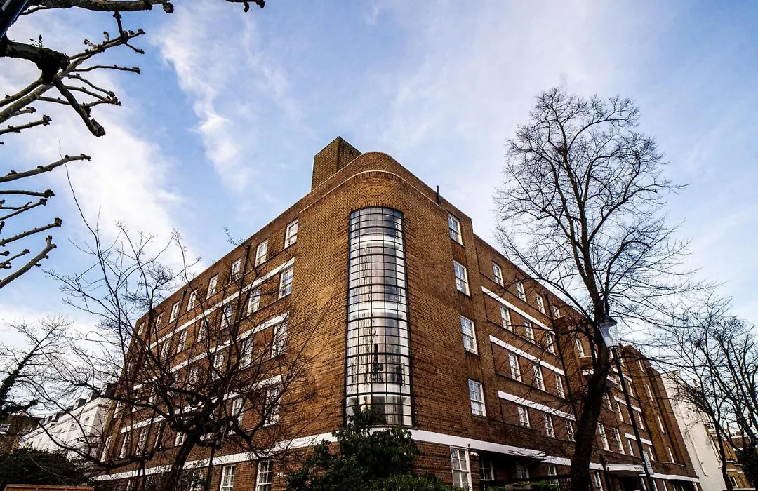 Bowden Court-1