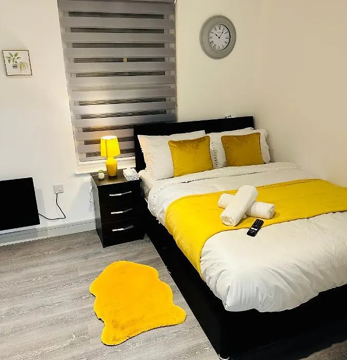 Comfy Guest House-1