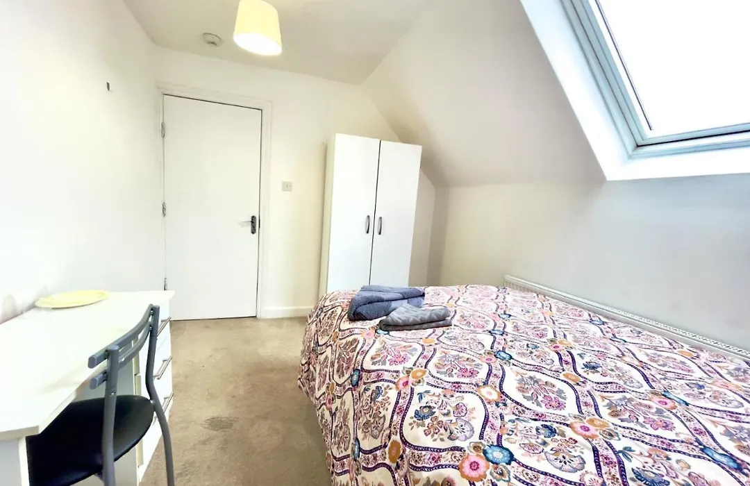 Cozy Rooms-1