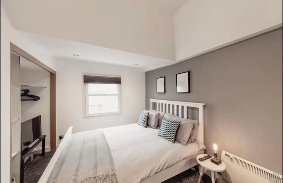 Hdl Soho Apartment-1