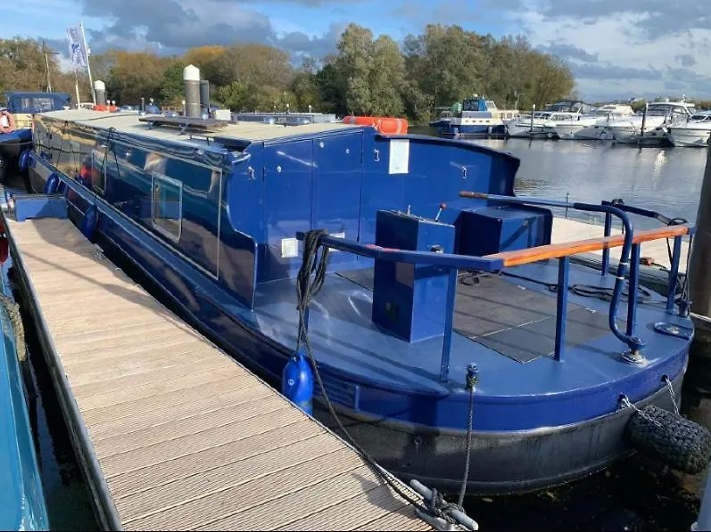 Luxury Boats And Moorings Regents Park-1