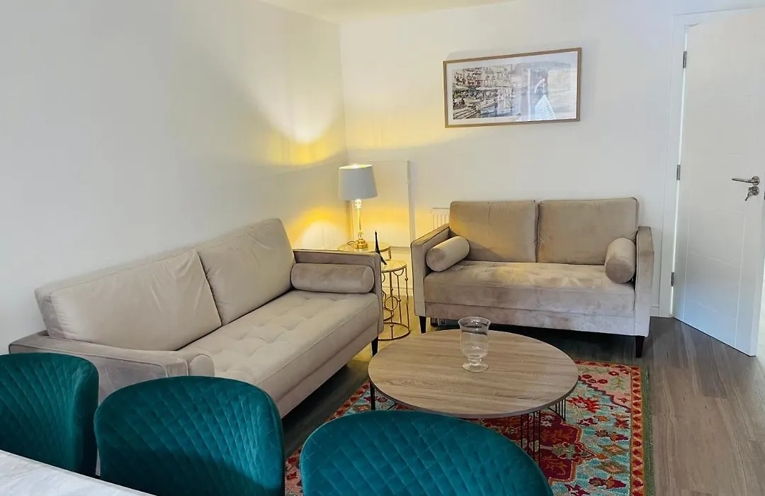 Riverside Premium Double Room Garden View E14-1