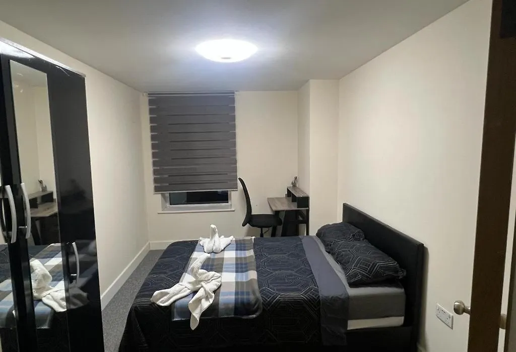 Nice Room In Chelsea-1