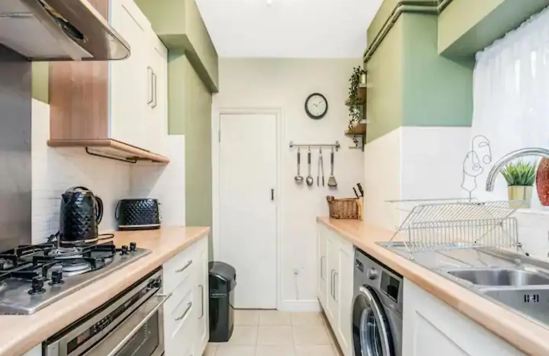 City Break Apartment By Acton Main Line - Pass The Keys-1