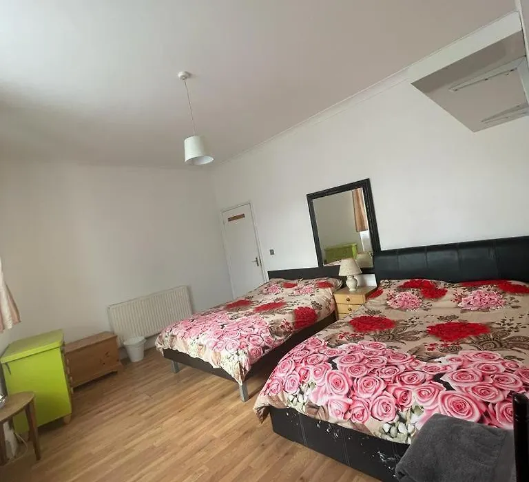 Rooms Near Tottenham Hotspur Stadium-1