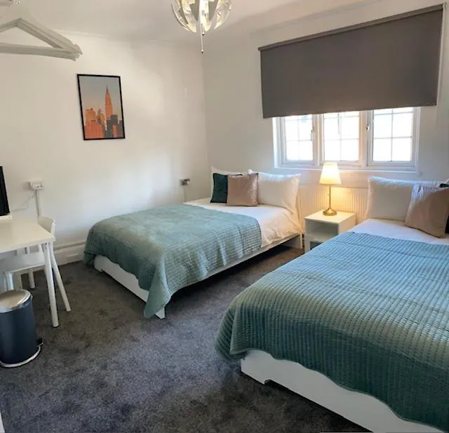 Camden Town Parkway Rooms-1