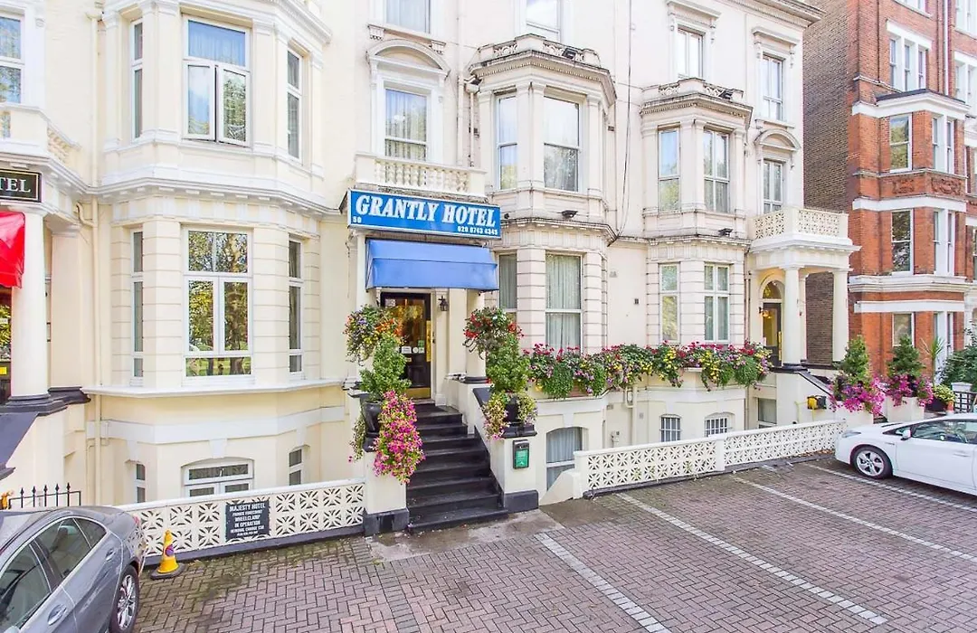 Grantly Hotel-1