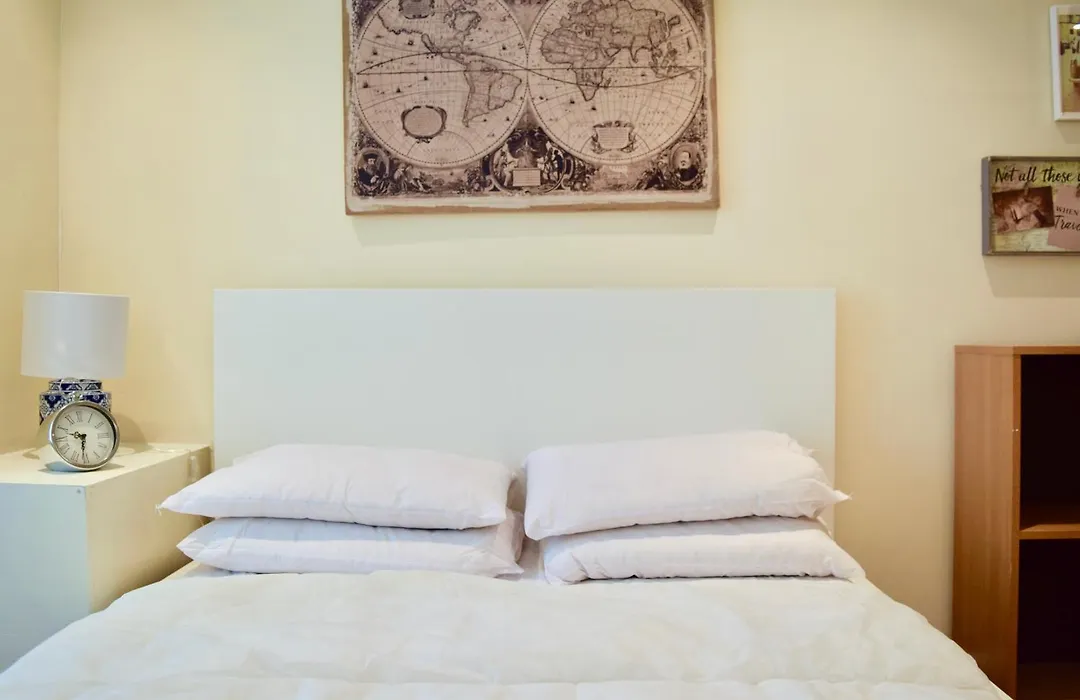 Stylish And Homely 4 Bedroom Home In East London-1