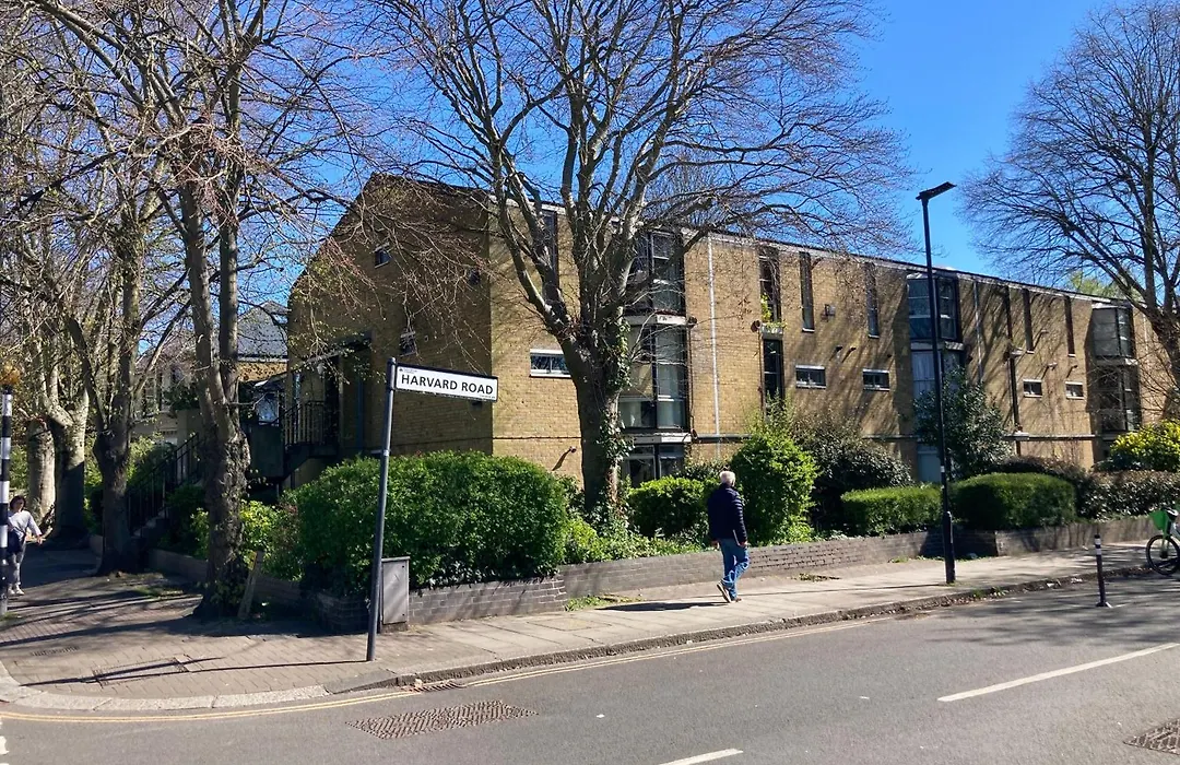 Chiswick Place-1