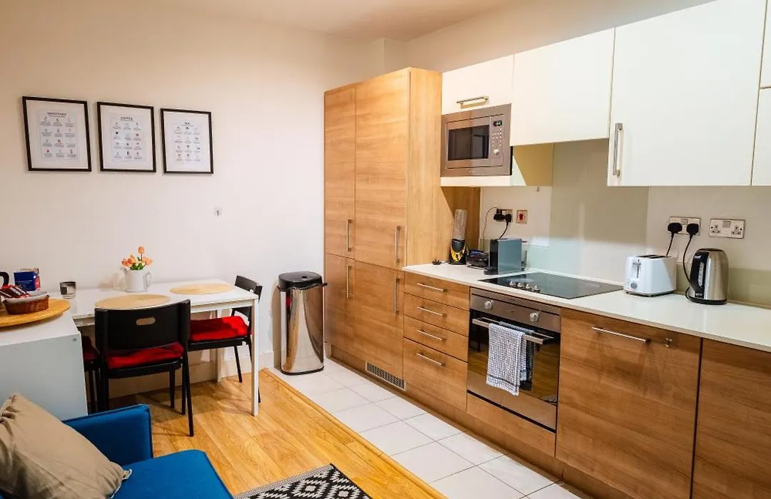 Elegant En-Suite-1