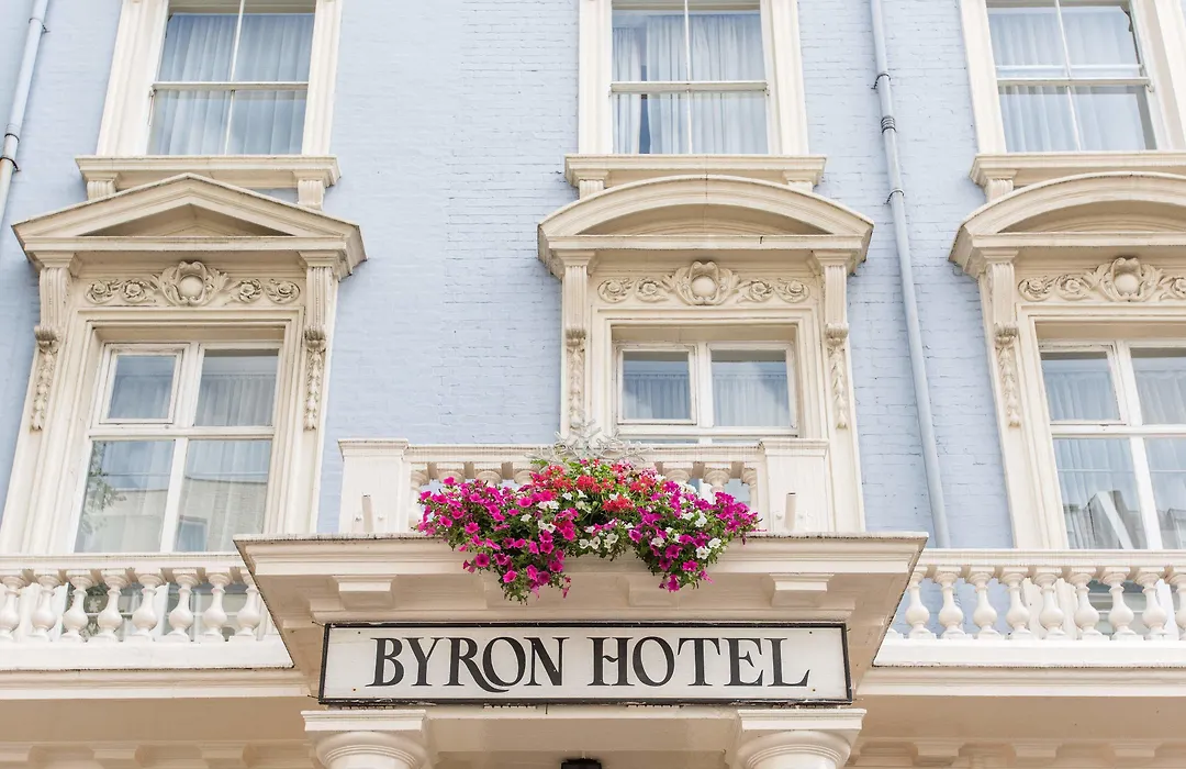 Byron Hotel-1