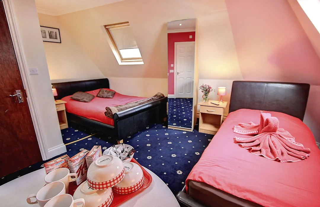 Beaconsfield Hotel-1