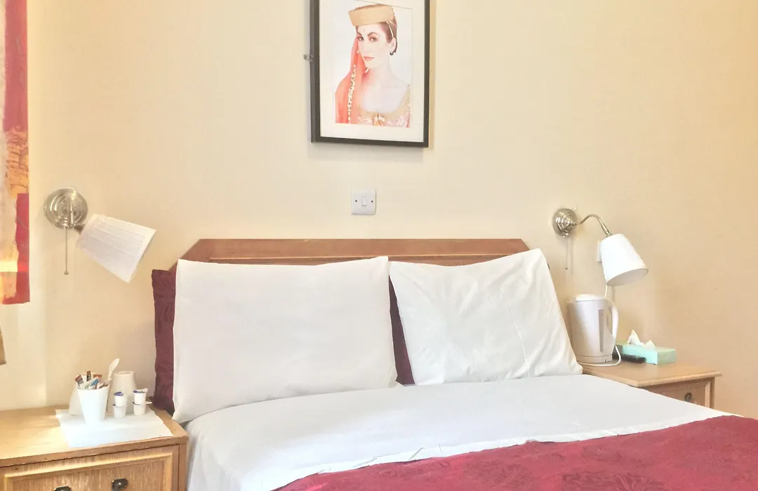 Chiswick Lodge Hotel-1