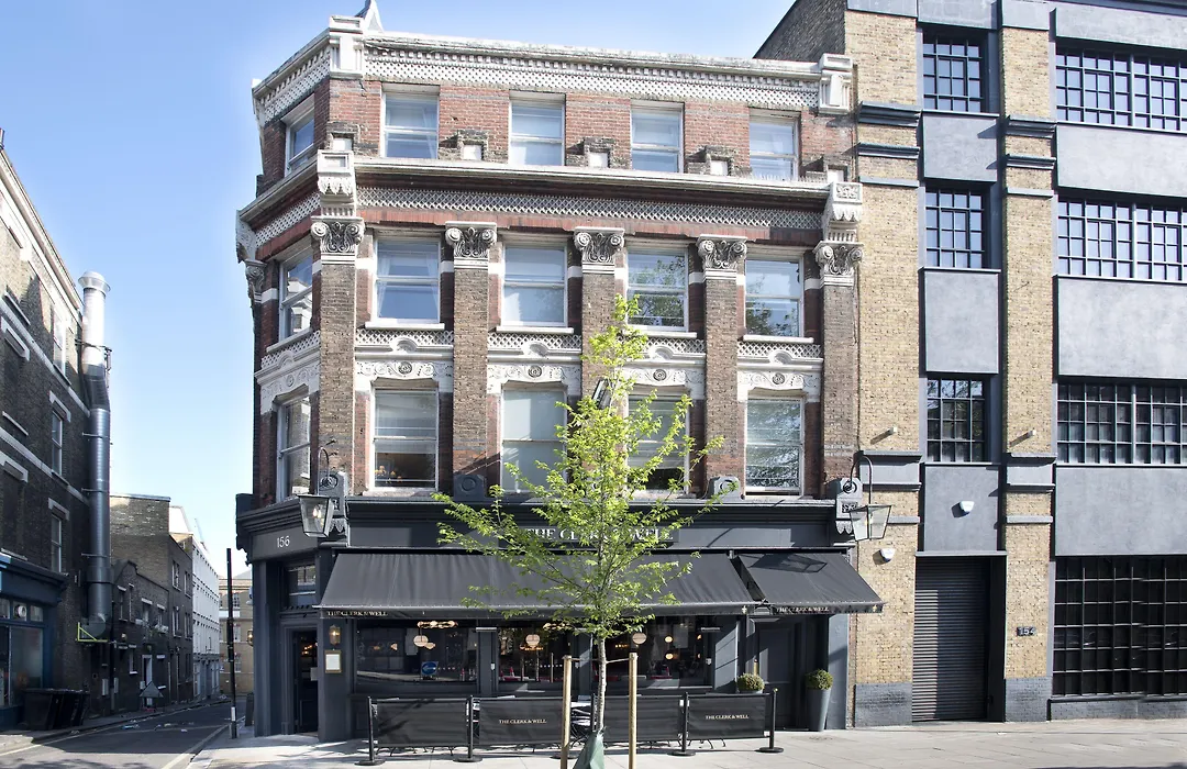 The Clerk & Well Pub And Rooms-1