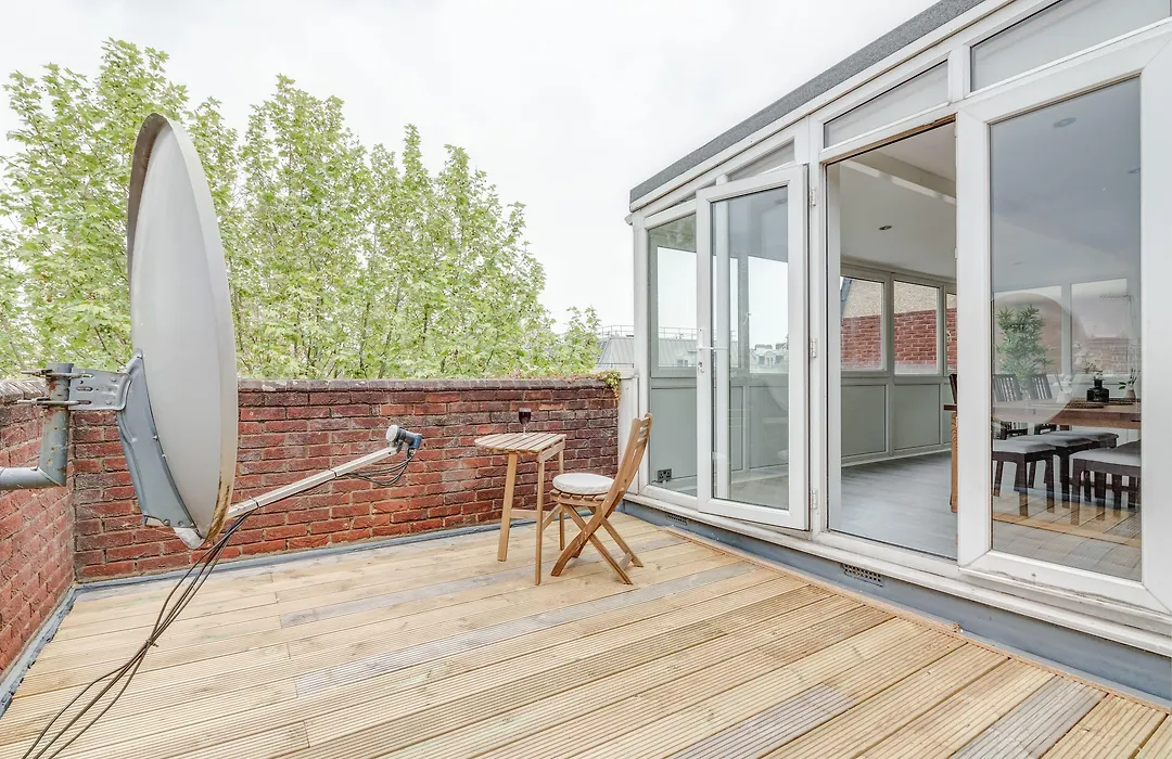 Sherborne Court-1