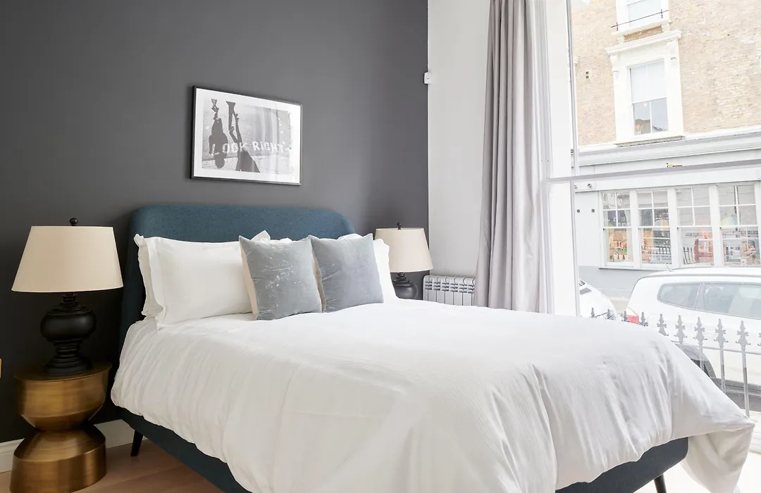 Sonder Kensington Town House-1