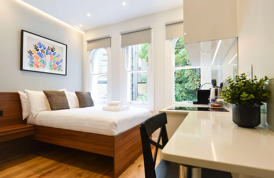 Leinster Square Serviced Apartment-1
