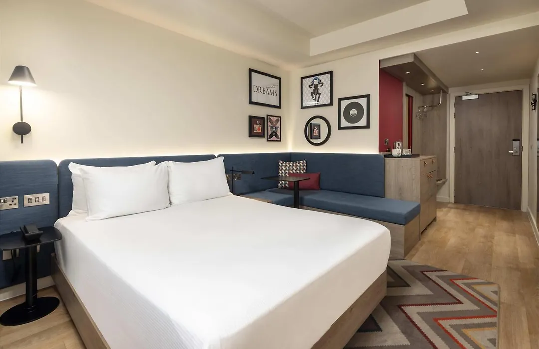 Hampton By Hilton London City-1