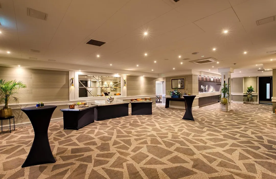 Doubletree By Hilton London Ealing-1
