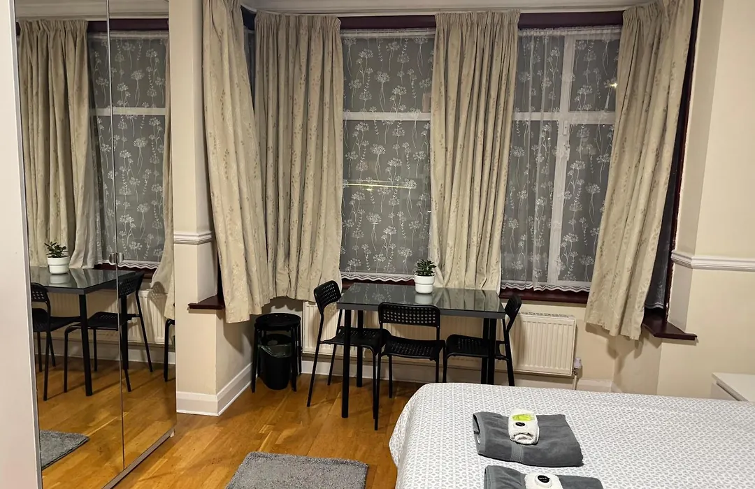 Gladstone Lodge-1