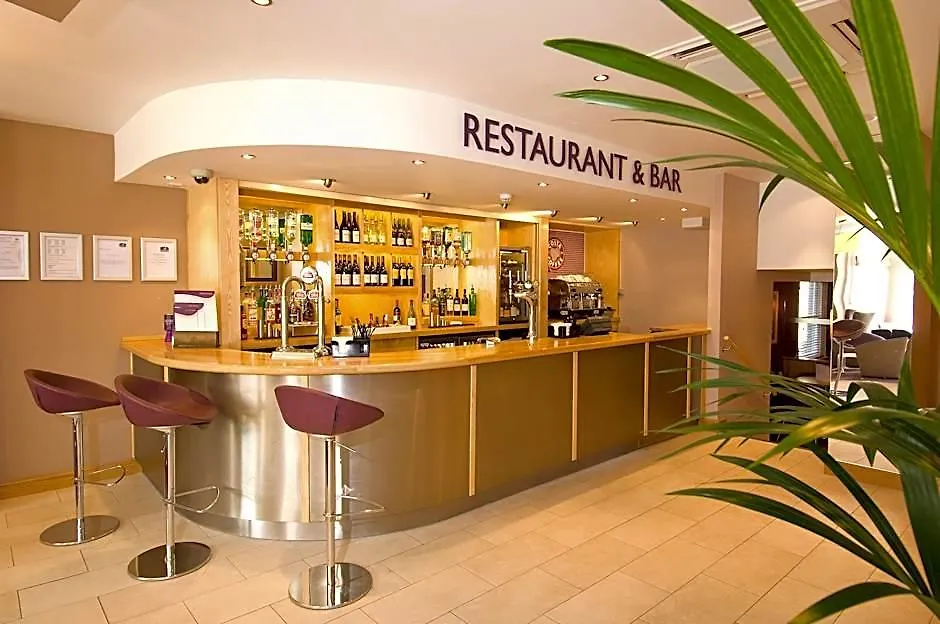 Premier Inn London Kensington - Olympia-1