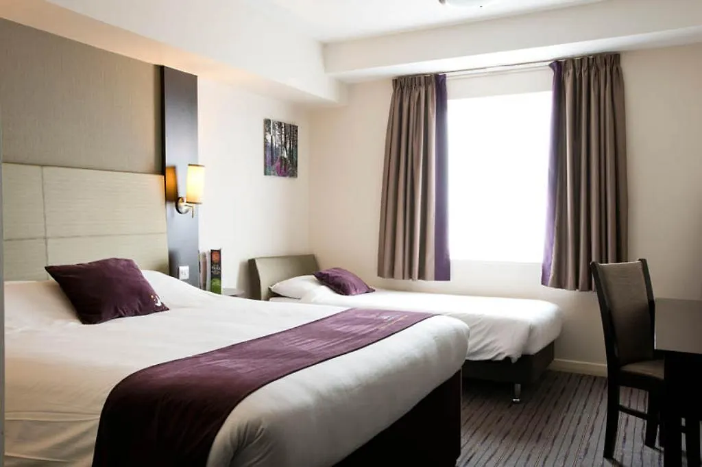 Premier Inn London Lewisham-1