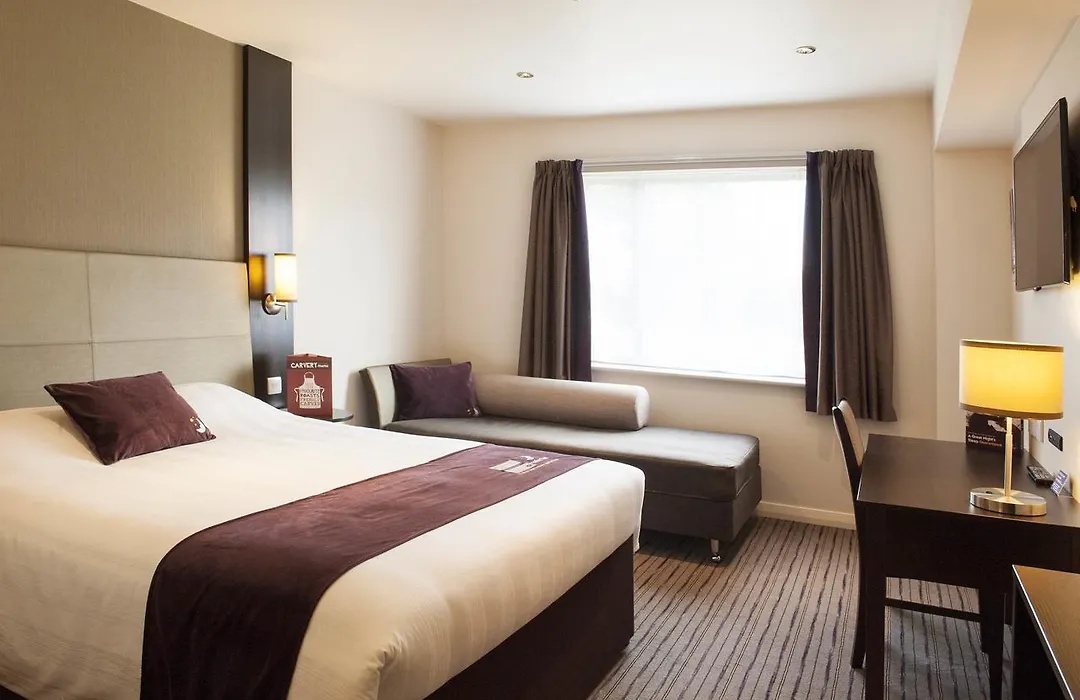 Premier Inn London Tottenham Hale-1