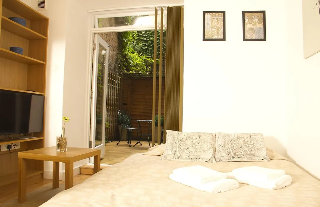 Irwin Apartments At Notting Hill-1