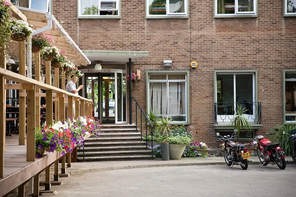 Palmers Lodge Hillspring At Willesden Green-1