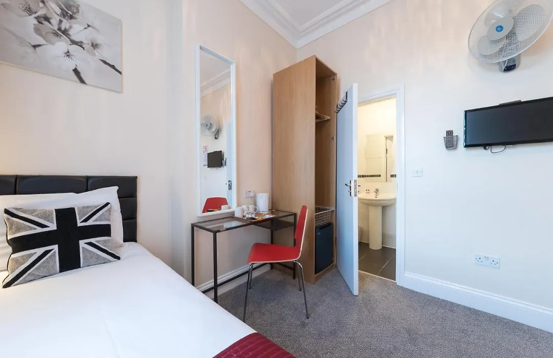Royal Guest House 2 Hammersmith-1