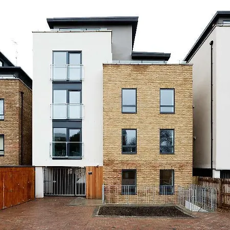 Oyo Home 136 Kings Ave New Builds-2