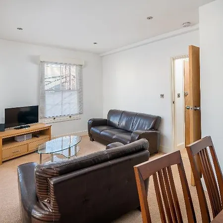 Oyo Home 126 Flat 1 21 Lower Marsh Waterloo-2