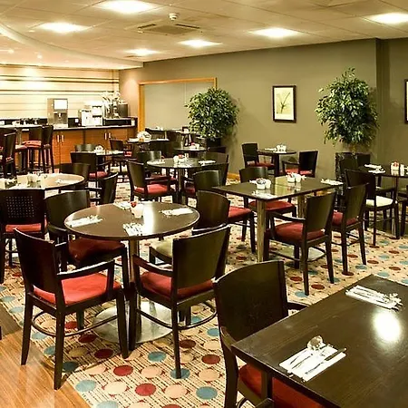 Premier Inn London City-3