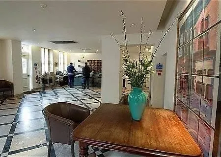 Hotel Inhabit-2