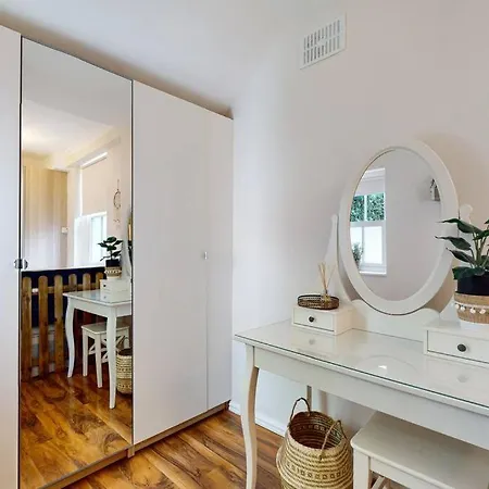 Fantastic 2 Bedroom Flat Near To Notting Hill-2