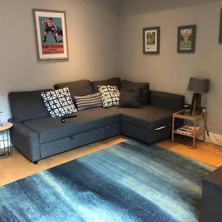 Twickes Townhouse-3