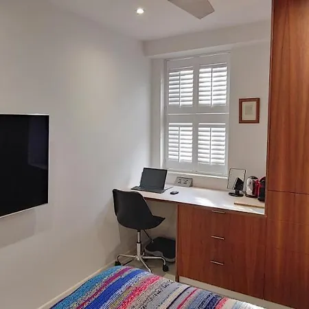 Comfortable Room With Ensuite-3