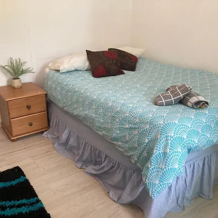 Family Room With Shared Kitchen And Bathroom In Angel Zone 1-3