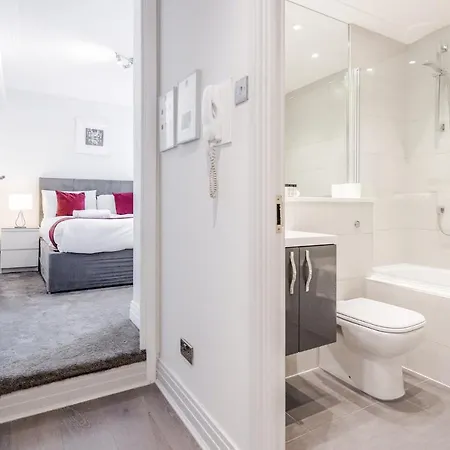 Roomspace Serviced Apartments - River House-2