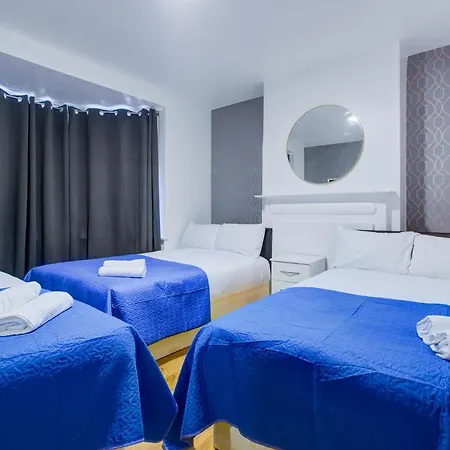 Twin Towers Hotel-2