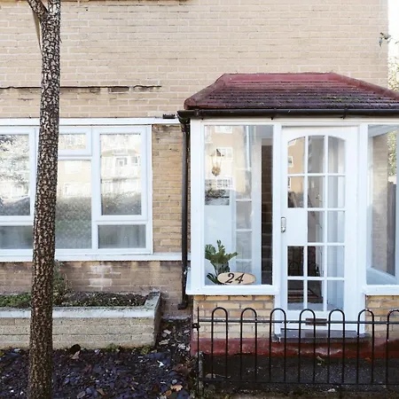 Stepney Green Beds To Stay 24-2