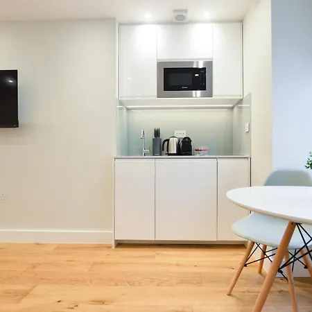 Leinster Square Serviced Apartment-3