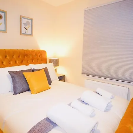 3Bed House Free Parking Canary Wharf-3