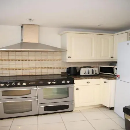 Oyo Timi Holiday Homes-3